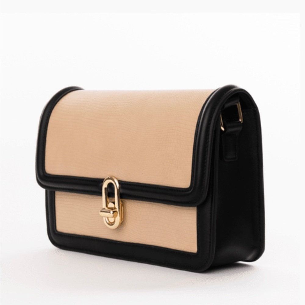 JULES KAE
Mia Bag